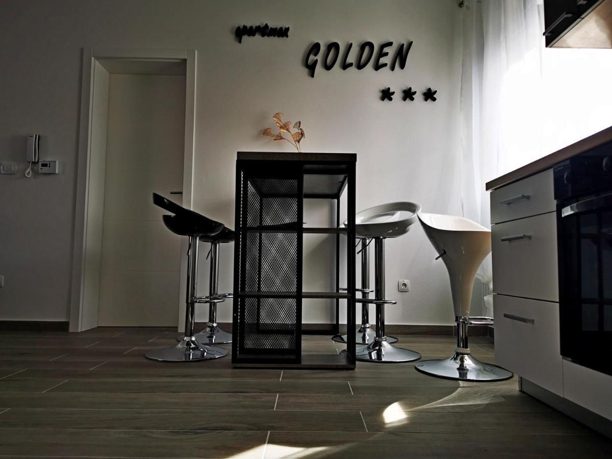 Golden - Self Check In Apartment Osijek Exterior photo